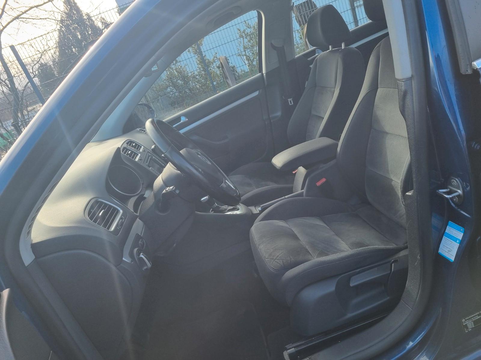 Volkswagen Golf 2010 — photo 10