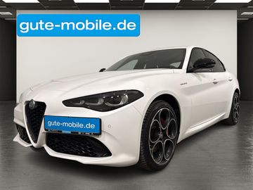Alfa Romeo Giulia 2.0 Veloce Q4 | ACC | LAS |19"LM |MATRIX