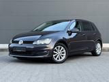 Volkswagen Golf VII Lim. Lounge BMT *Dynaudio* Sitzheizung - Volkswagen Golf mit Diesel-Antrieb: Limousine, Schaltgetriebe