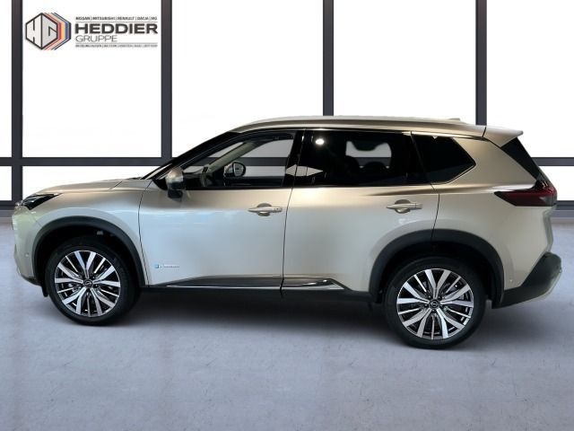 Fahrzeugabbildung Nissan X-TRAIL 1.5 VC-T e-4ORCE 213 PS 4x4 Tekna+ 5 Sit