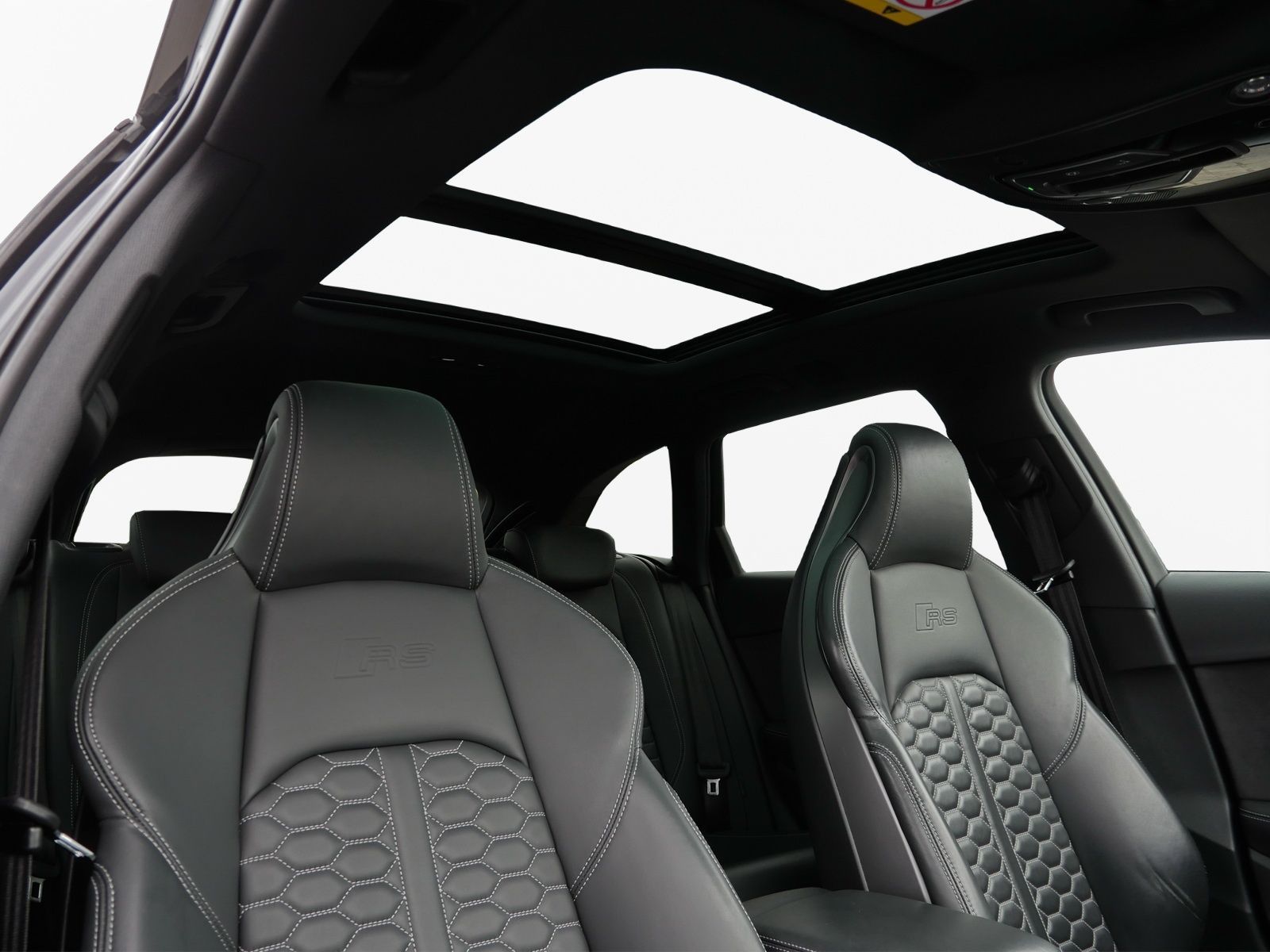 Audi RS4 - Bild 10