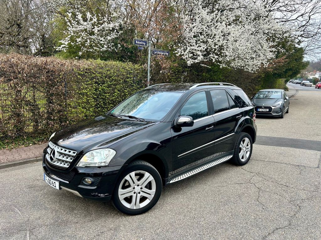 Mercedes-Benz ML 320