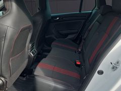 Renault Megane IV 1.6 E-TECH Plug-in 160 Grandtour R.S. 