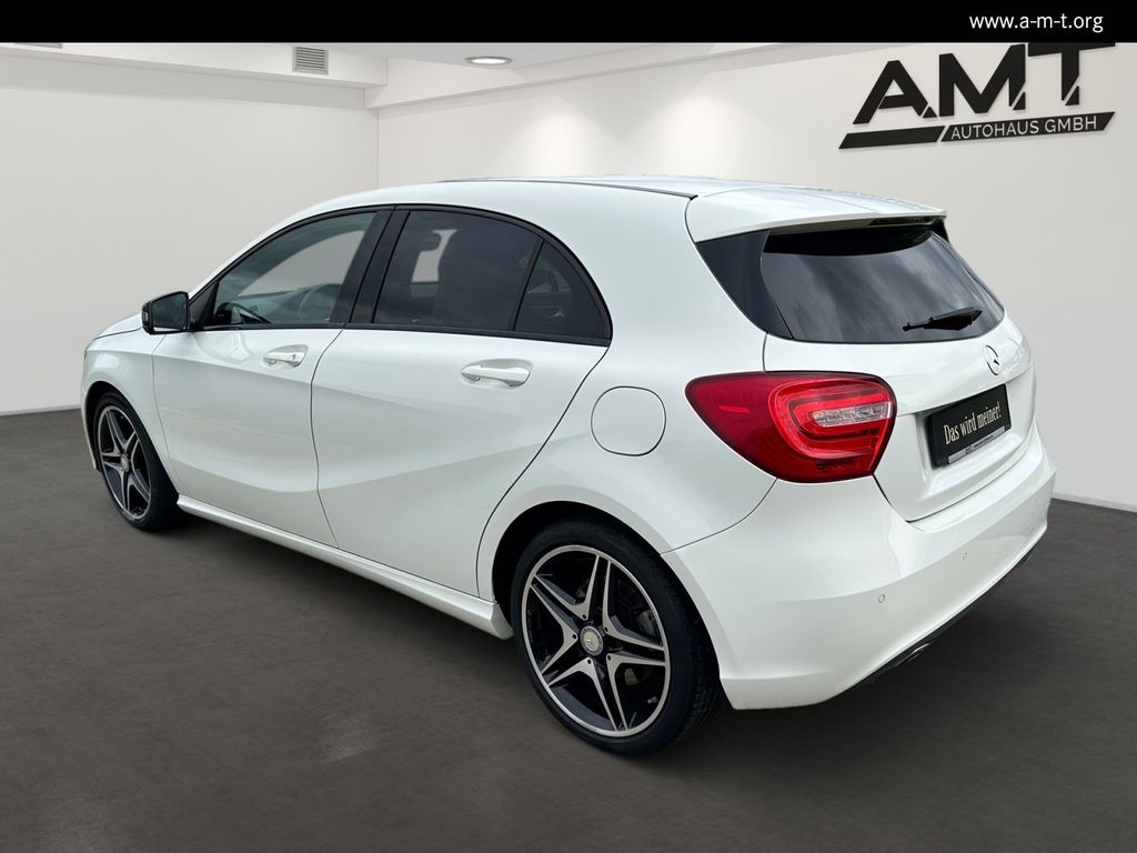 MERCEDES-BENZ A 220