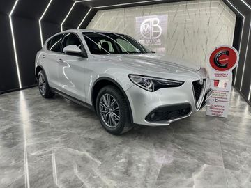 Alfa-Romeo Stelvio - 5