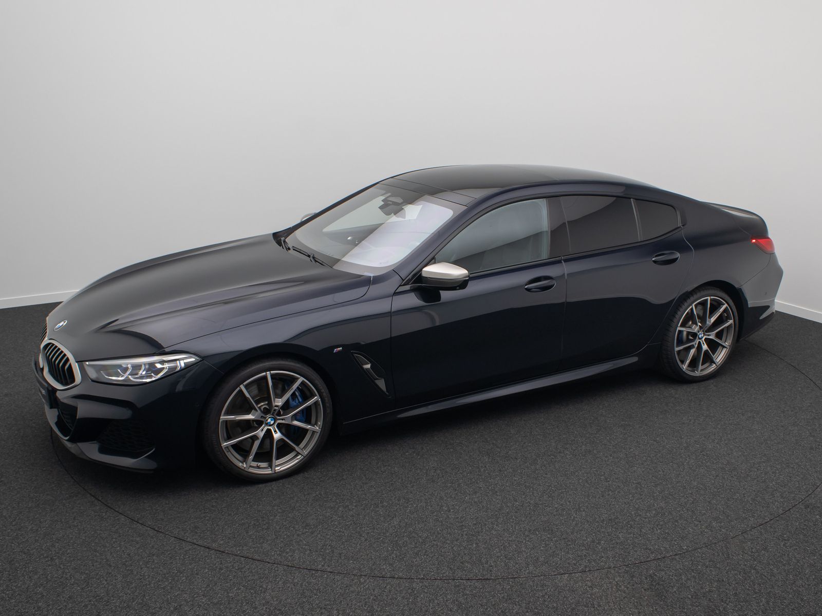 Fahrzeugabbildung BMW M850i xD Gran Coupé 360°Laser SoftCl DispKey 20"