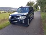 Mitsubishi Pajero 3,2 DI-D 4WD Instyle Automatik Instyle - Mitsubishi Pajero aus 2013