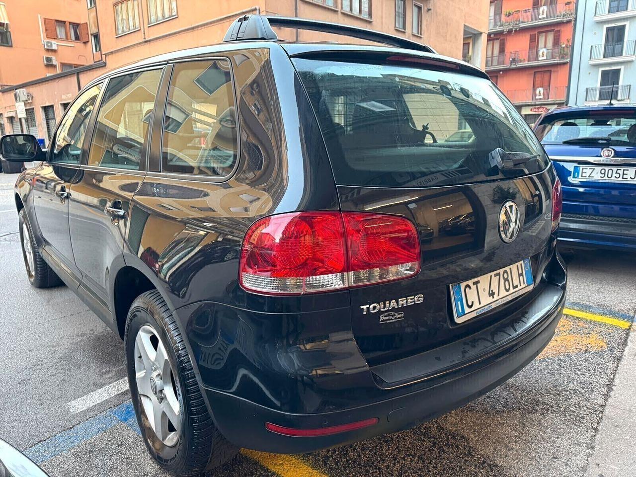 Volkswagen Touareg 2005 — photo 5