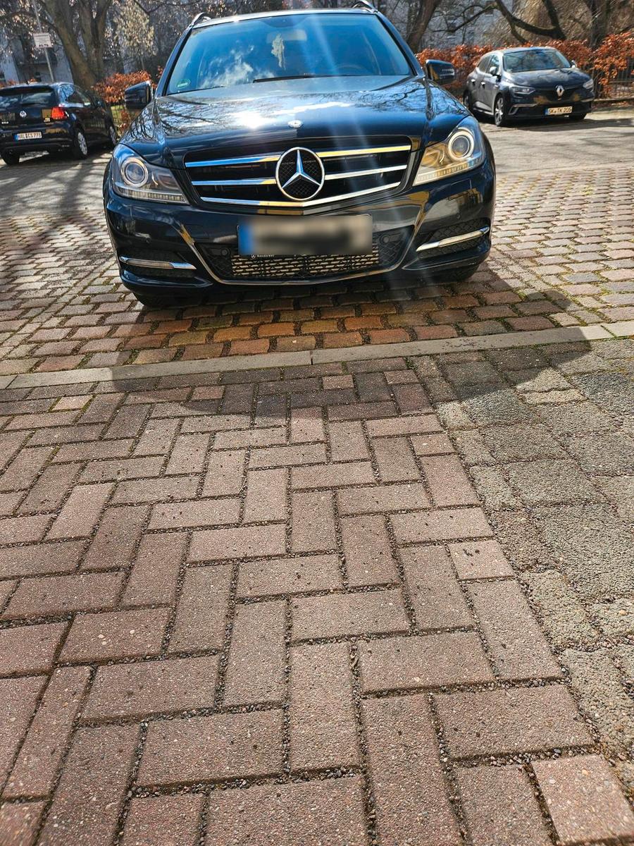 Mercedes-Benz C200 2014 — photo 7