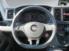 VW Crafter 55 2.0 TDI Kasten MR HD RWD Navi Ahk Rfk VW Crafter 55 2.0 TDI Kasten MR HD RWD Navi Ahk Rfk