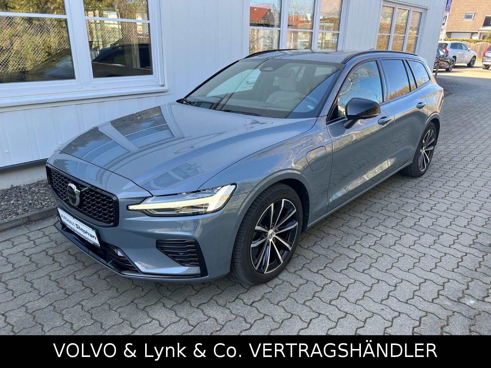 Volvo V60 T8 AWD Recharge Ultimate Dark AHK GARANTIE