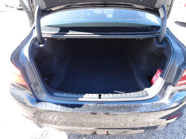 Fahrzeugabbildung BMW 520d xDrive/2.Hd/HUD/Leder/Virtual/Kam/Navi/