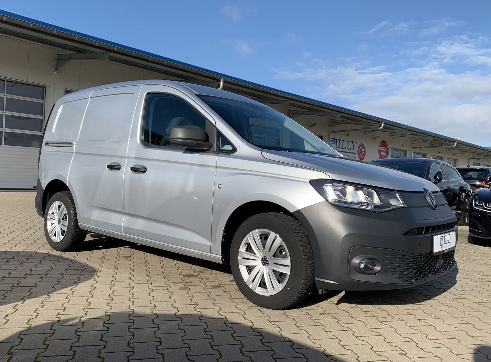 Fahrzeugabbildung Volkswagen Caddy 2.0*Cargo*Klimaautomatik*PDC*DAB+*SHZ*