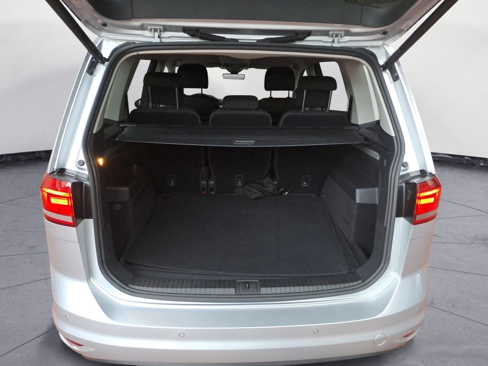 Volkswagen Touran - Bild 15