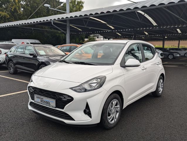 Hyundai i10 1.0 Comfort Smart Neues Modell Navi RFK PDC 