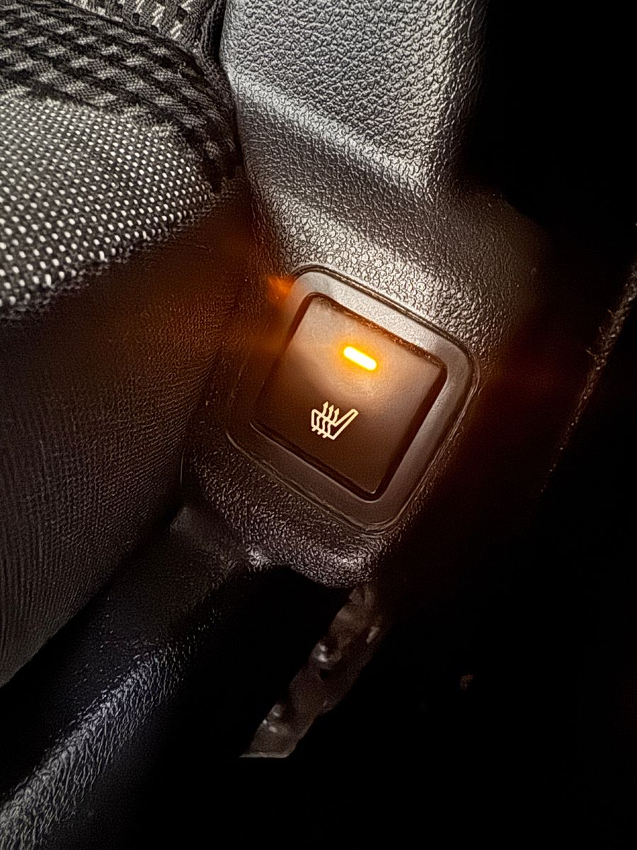 Fahrzeugabbildung Peugeot Partner Tepee 1.6 HDI ALLURE PDC SHZ KLIMA 2HAND