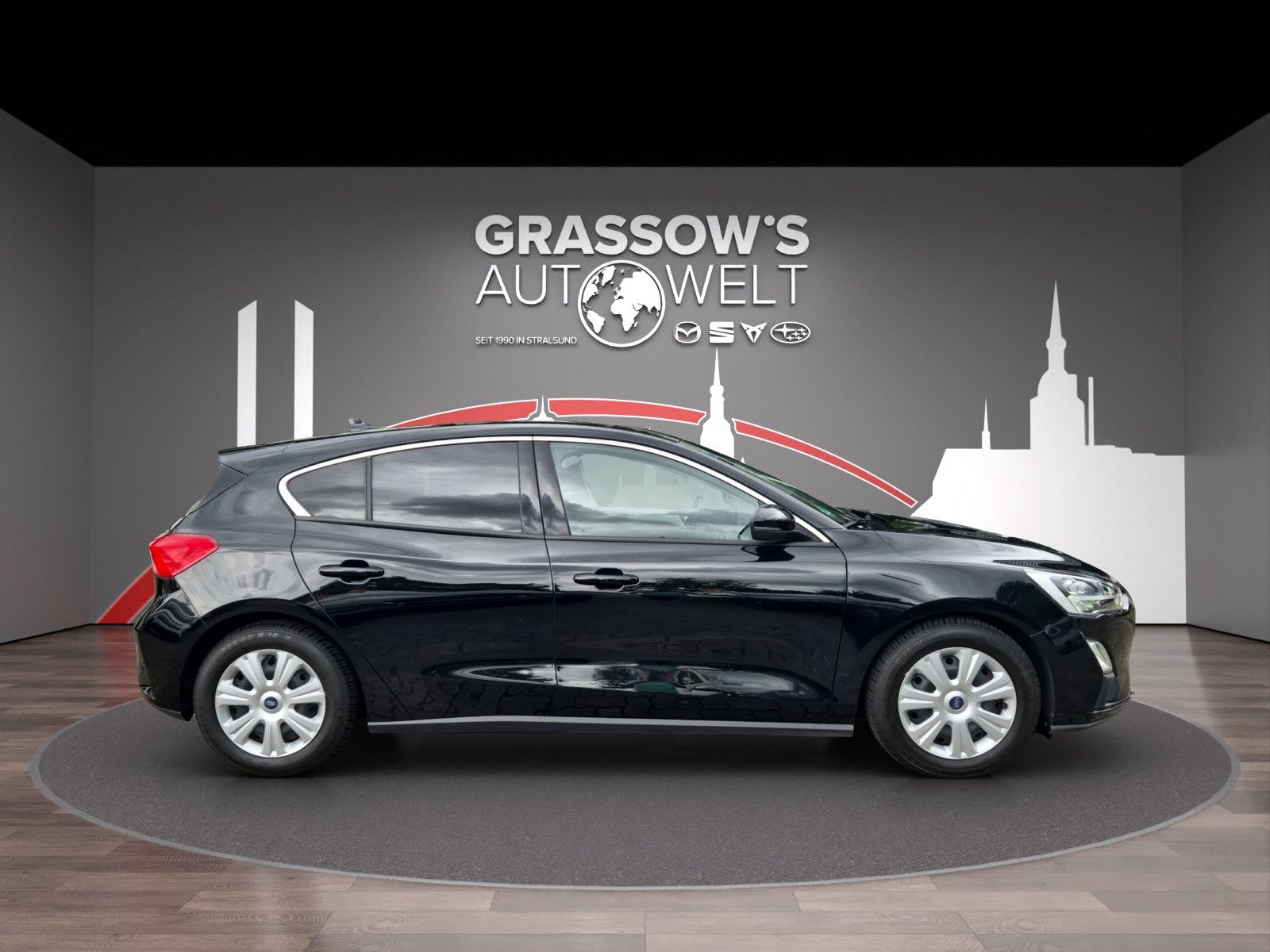 Fahrzeugabbildung Ford Focus 1.0 Cool&Connect/LED/SHZ/FSHZ/NAVI/PDC