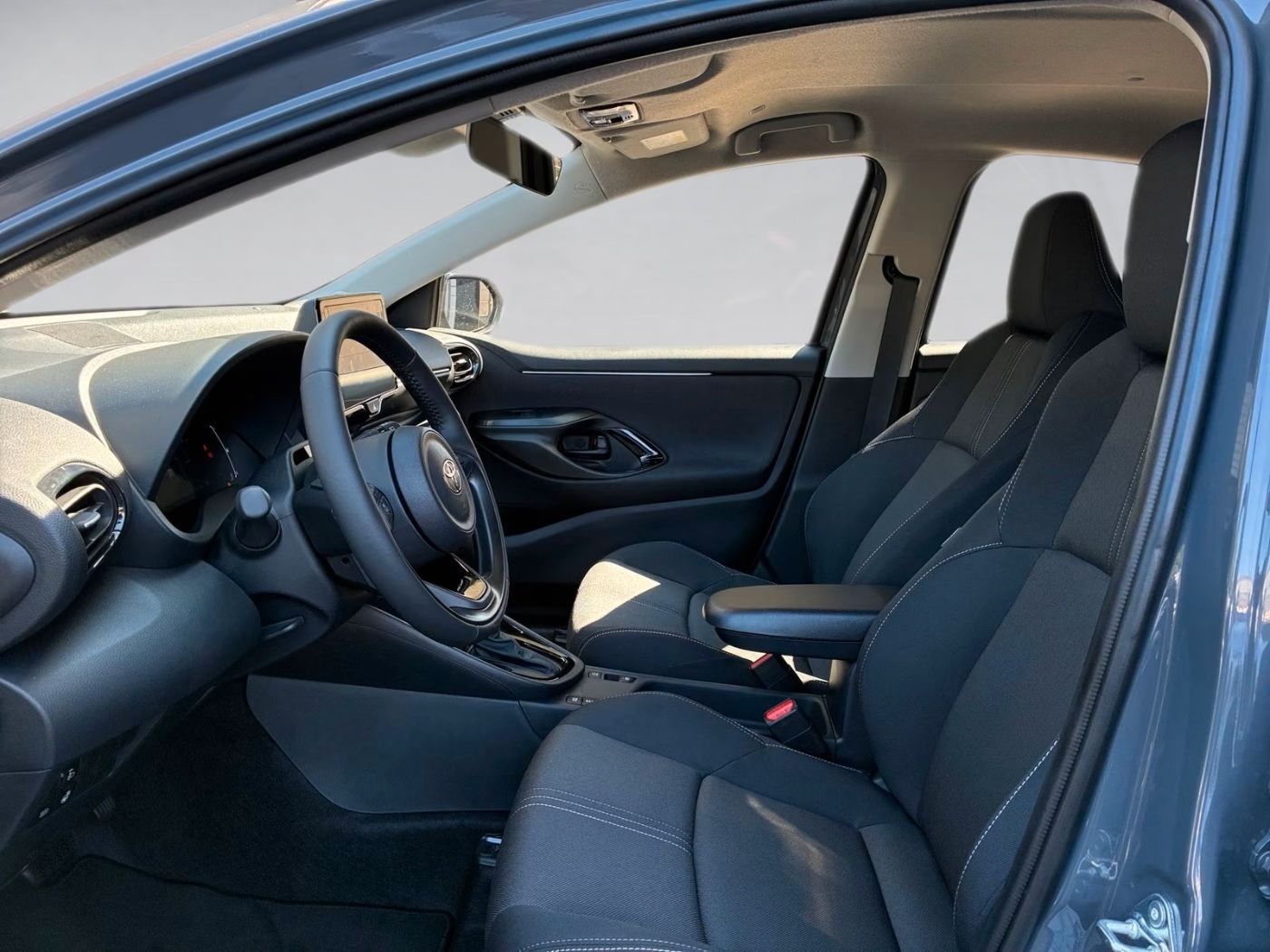 Fahrzeugabbildung Toyota Yaris Teamplayer 1.5-l-Hybrid KAMERA LED ACC
