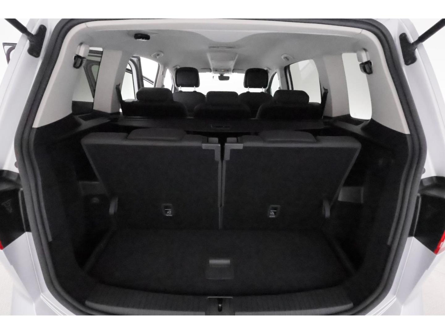 Volkswagen Touran 2.0TDI DSG Comfortline+CARPLAY+TEMPO+PDC, миниатюра 16