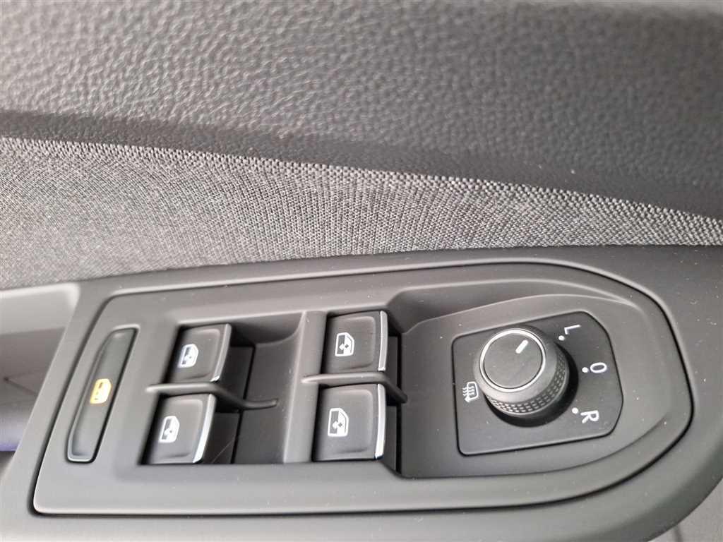 Volkswagen Golf Variant Life 2.0 TDI DSG ACC Winterpaket, миниатюра 15