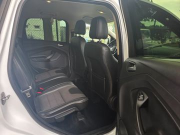 Ford Kuga - 10
