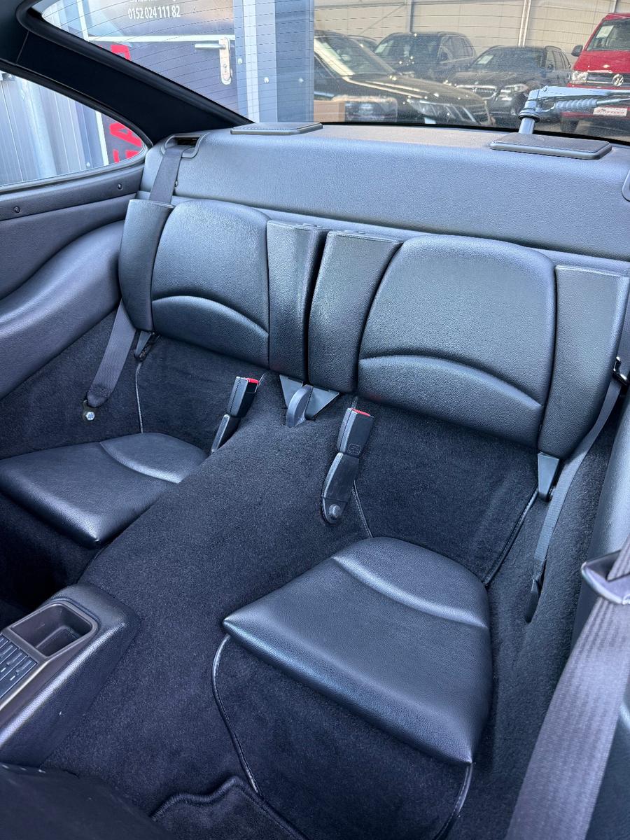 Porsche 993 Carrera C2 Coupé Schalter SSD,GrandPrix weiß