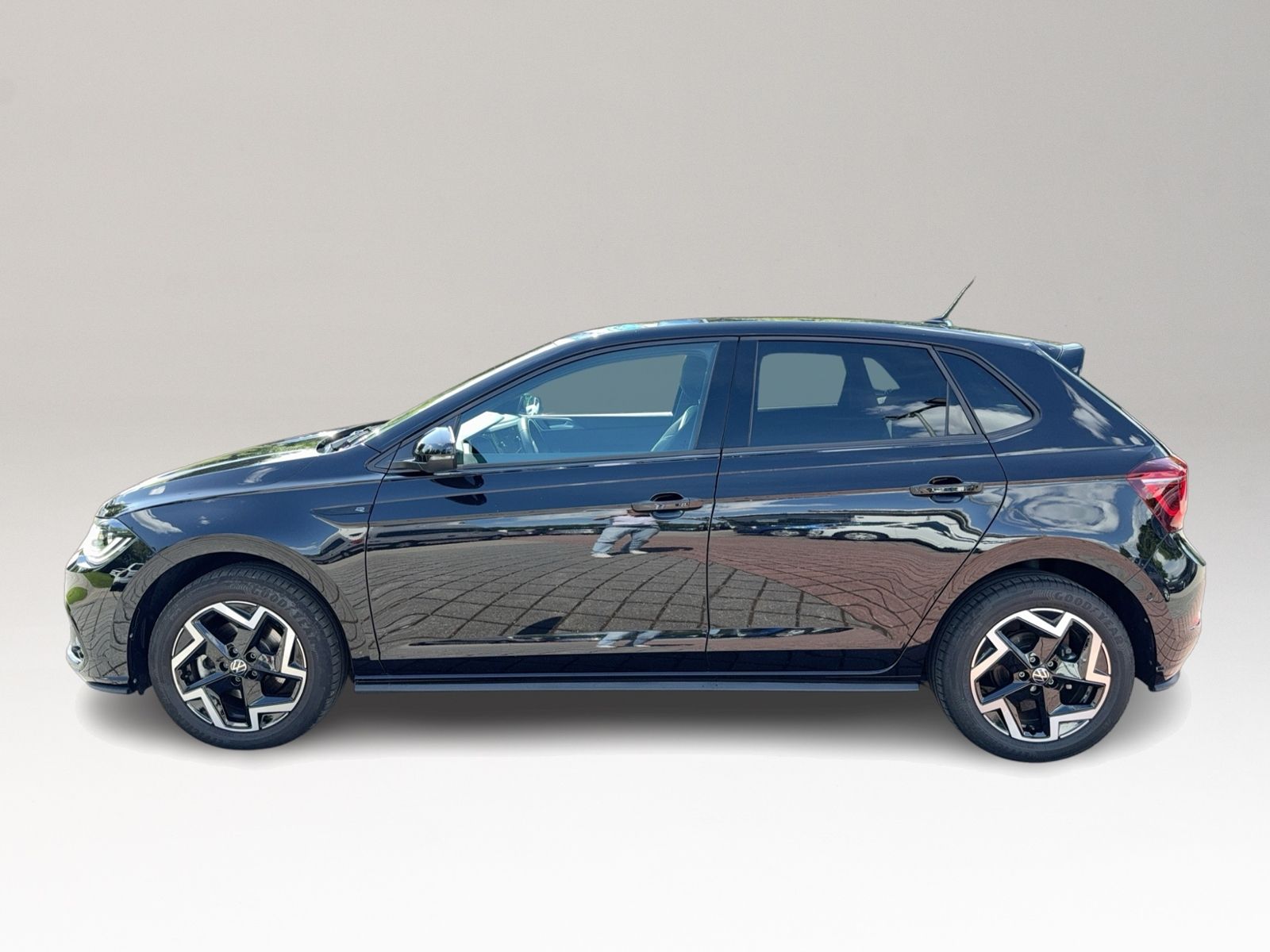 Polo 1.0 TSI R-Line, IQ.Drive, Navi, RearView, K