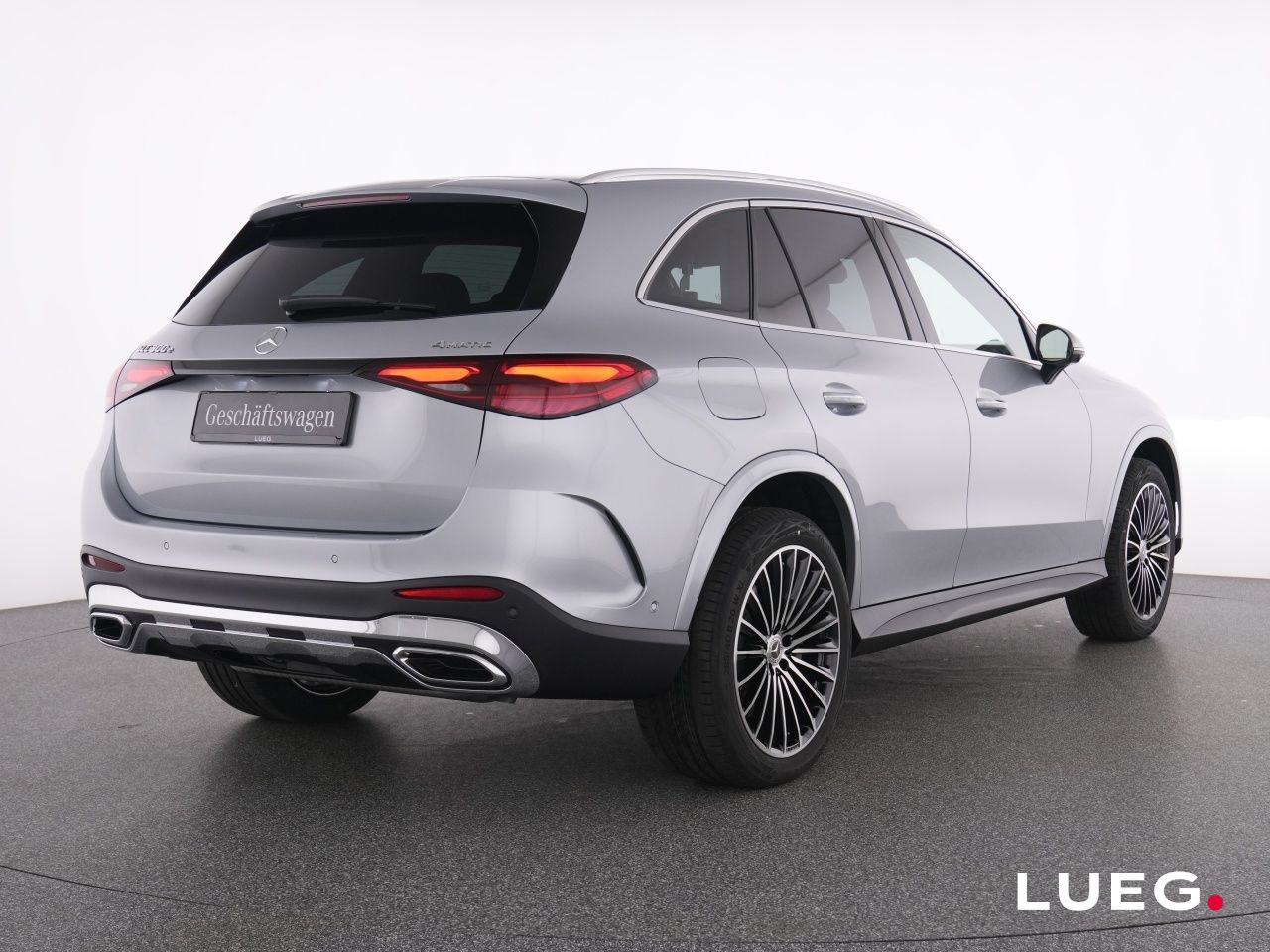 Mercedes-Benz GLC 300 e 4M AMG+20''+AHK+DIG.LIGHT+KEYLESS+360° imagem 3