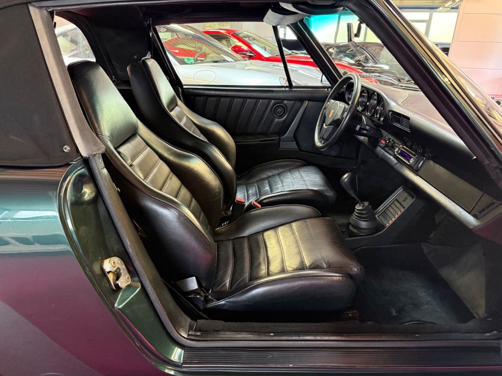 PORSCHE 911 Carrera Letzte Reihe KEIN US Modell PORSCHE 911 Carrera Letzte Reihe KEIN US Modell