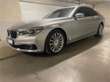 BMW 740i -Laser/Nappa/SoftClose/FullAssist/HUD/ACC - BMW 740 mit Benzin-Antrieb: Limousine
