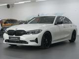 BMW 318 Limousine/20"/NAVI/SHZ/U-FREI/TOP!!! - BMW 318 in Erfurt