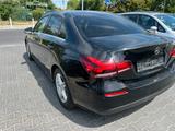 Mercedes-Benz A 180 A -Klasse Lim. A 180 d - Mercedes-Benz: Automatik, 180
