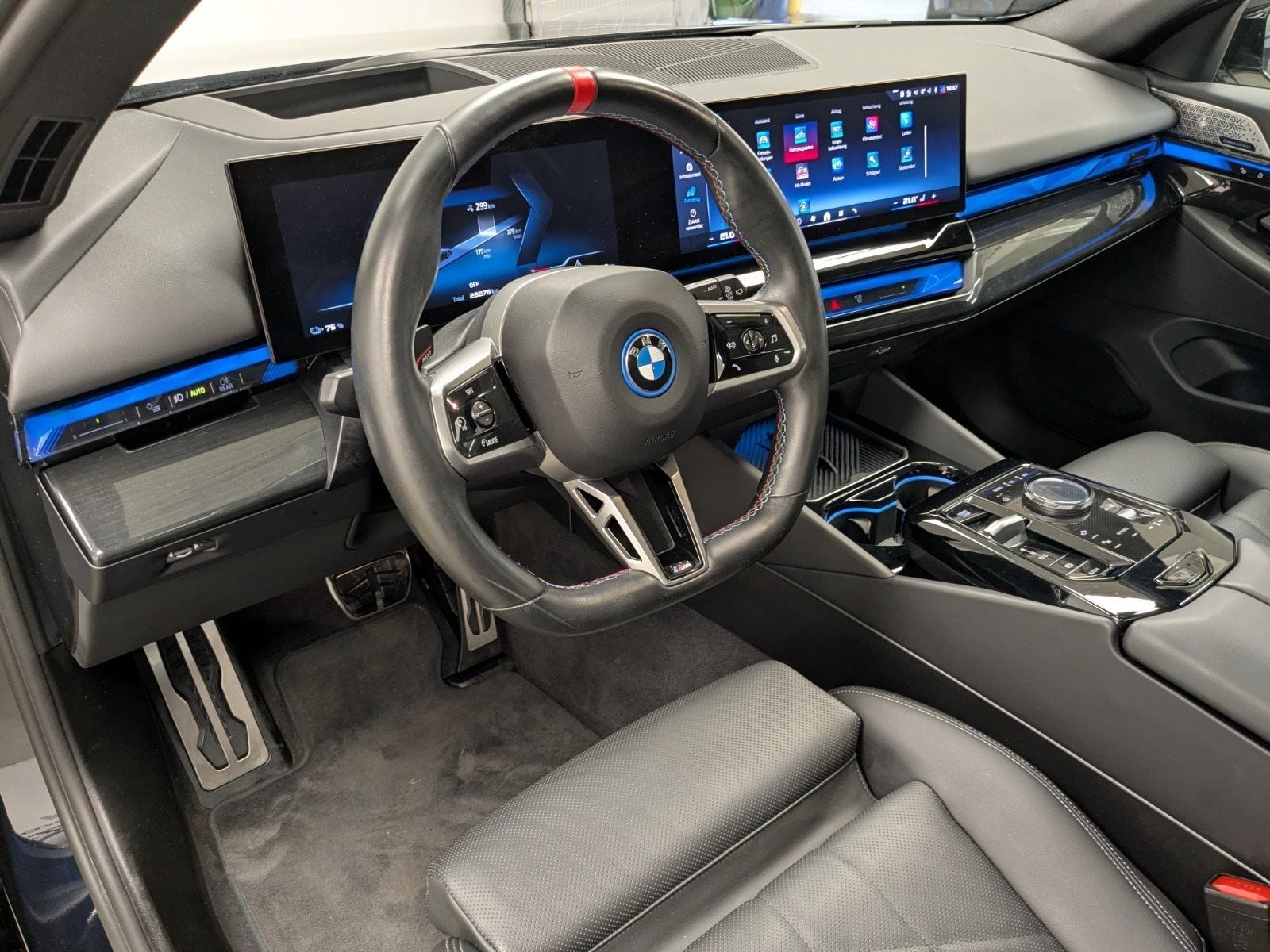 BMW i5 M60 xDrive M Sport Pro Pano AHK DA Prof PA Pr foto 16
