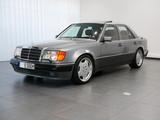 Mercedes-Benz 500 E  E 500 Porsches schnellster Stern - Mercedes-Benz 500 in Bremen
