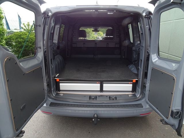 Caddy Cargo 1.5 TSI DSG Komfort - LED /  AHZV