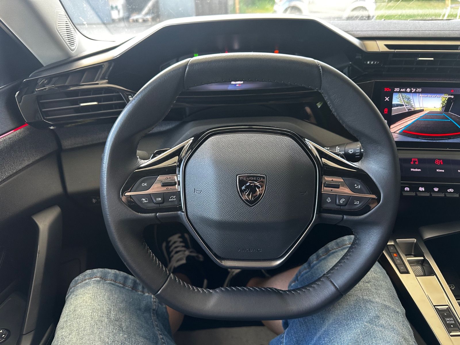 Peugeot 308 1.5 BlueHDi 130 Allure |Kamera|LED|Navi |PDC — Bild 12