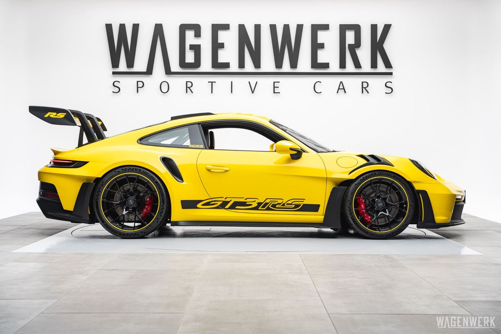 Porsche 992 GT3 RS PDK RACINGGELB CLUBSPORT 90LITER PDLS imagem 2
