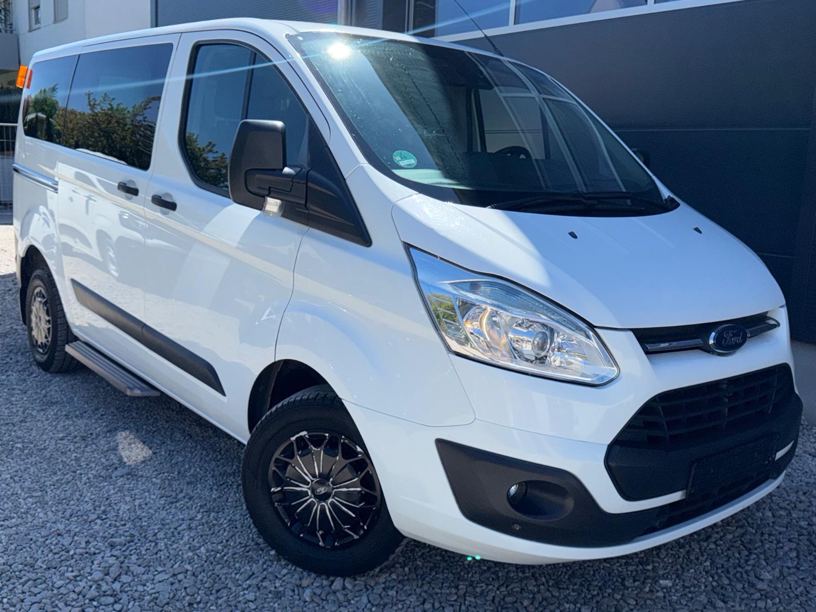 Ford Tourneo Custom 9-Sitzer 2x Schiebetüren AHK SHZ