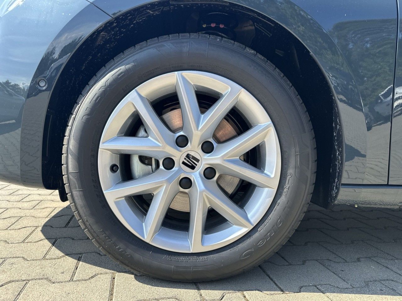 Fahrzeugabbildung SEAT Leon ST Road Edition 1.5 TSI 116 PS 6-Gang
