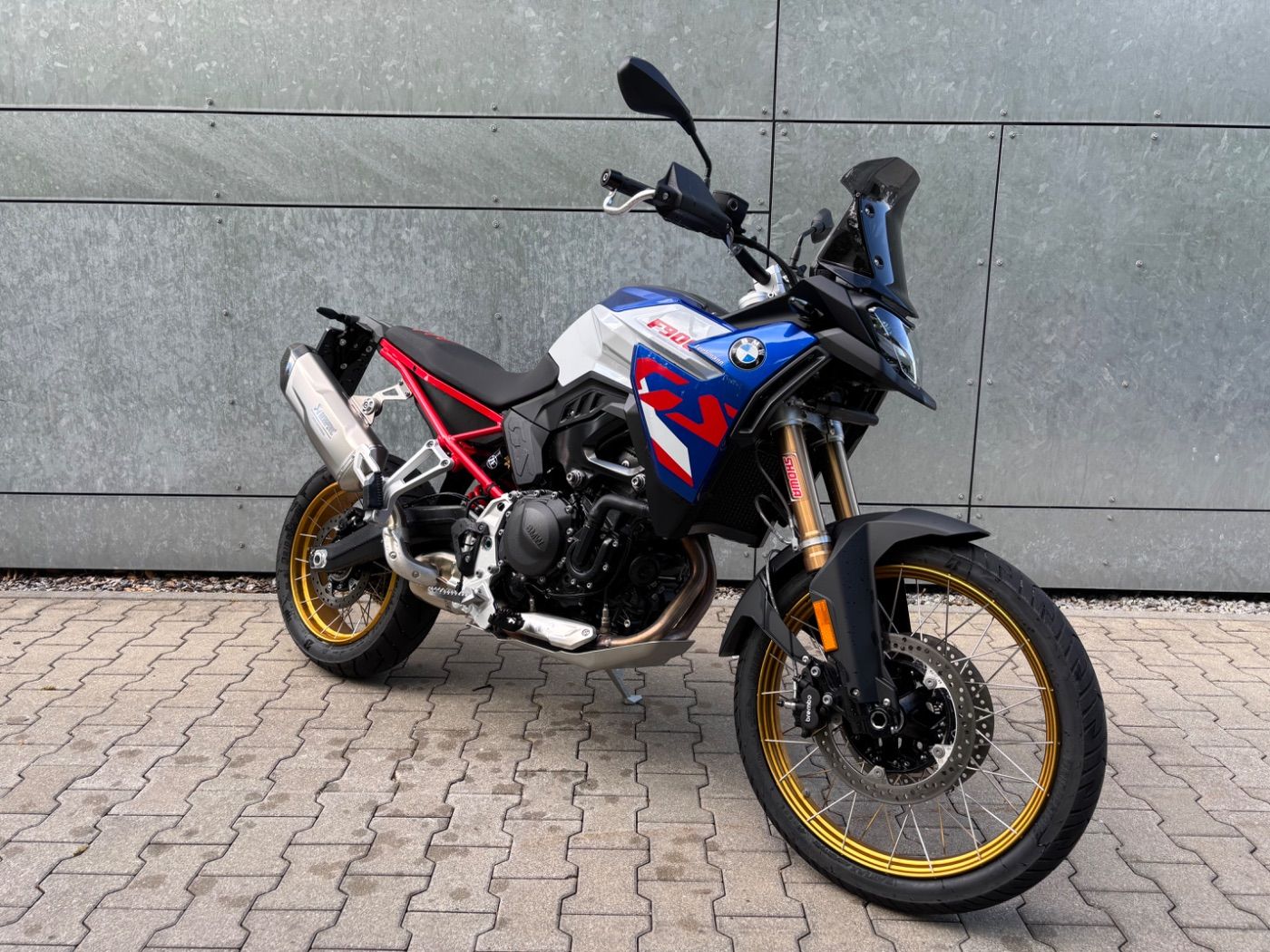 Fahrzeugabbildung BMW F 900 GS Trophy Dynamik-Paket