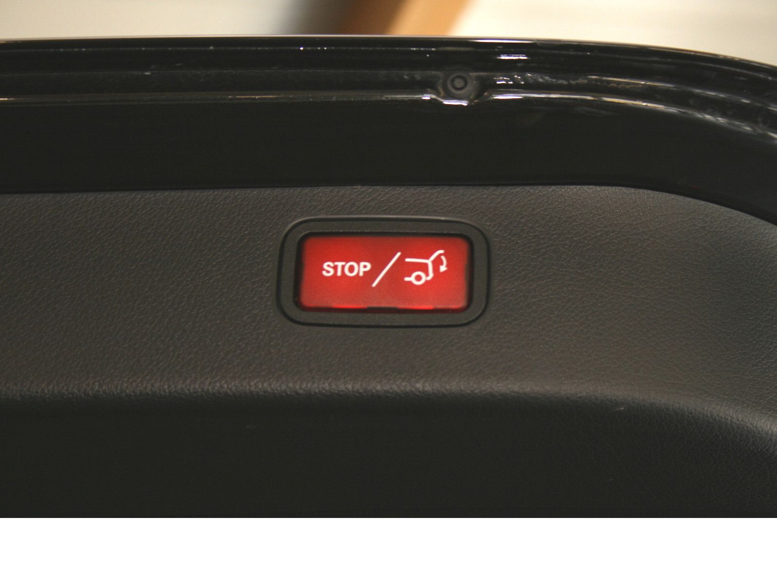Fahrzeugabbildung Mercedes-Benz C 180 T AMG *Night*Memory*Pano-Dach*Totwinkel