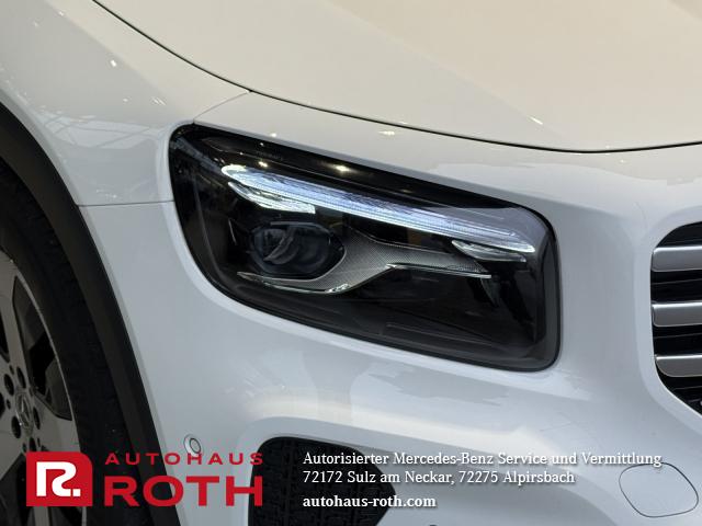 Mercedes-Benz GLB 220