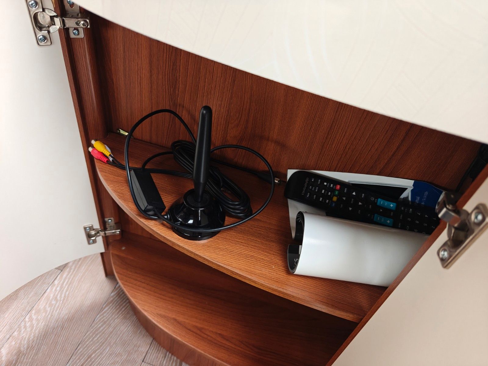 Fahrzeugabbildung Hobby Excellent 540 UFe - Fahrradträger, TV, 1.750kg -