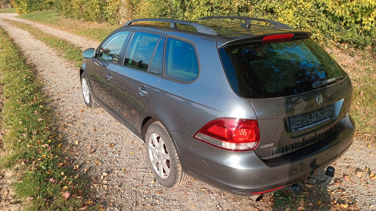 Volkswagen Golf 2010 — двигун 1.598 cm³, 105 HP (77kW)