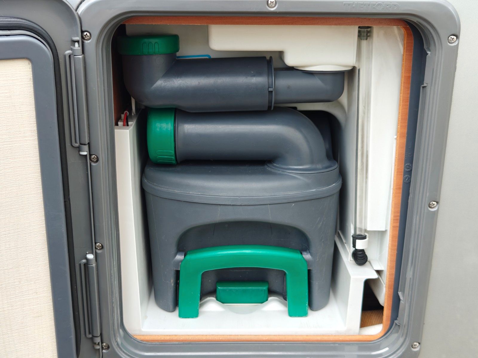 Fahrzeugabbildung HYMER / ERIBA / HYMERCAR Touring Troll 535 GT - Autark, Combi 4, TV -