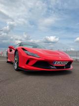 Ferrari F8 Spider in seltenem Rosso Fuoco Rot - rote Ferrari F8