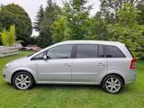 Opel Zafira 1.7 cdti - Opel Zafira aus 2008 mit Diesel-Antrieb
