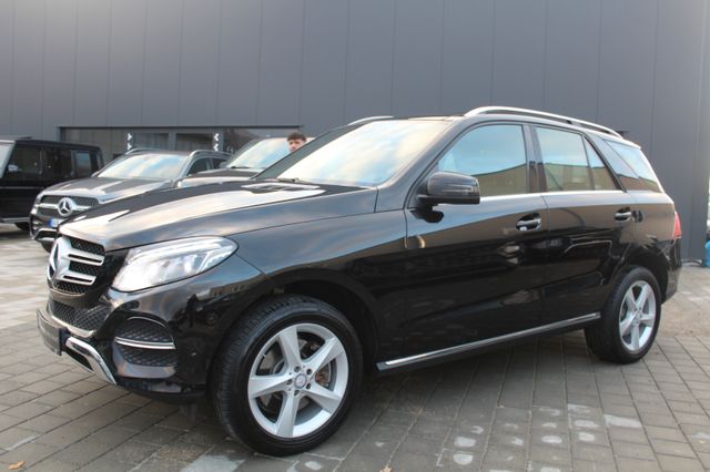 Mercedes-Benz GLE 400 4M 1-Hand/Panorama/R-Kamera/Comand/TOP