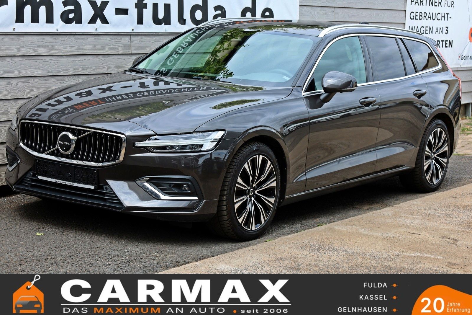 Fahrzeugabbildung Volvo V60 Kombi Plus Bright Leder,Navi,LED,PanDach,ACC