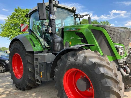 Fendt 826 Vario S4 ProfiPlus